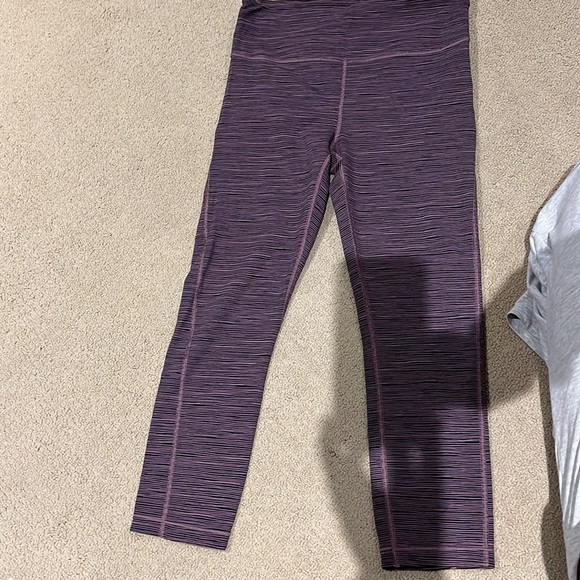 Athleta striped capri leggings - Picture 3 of 7